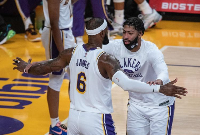 一位新手玩 一位新手玩